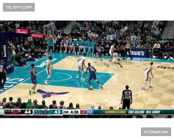 科比怀特替补席场均命中2记三分 黄蜂新援外线火力提供重要支撑